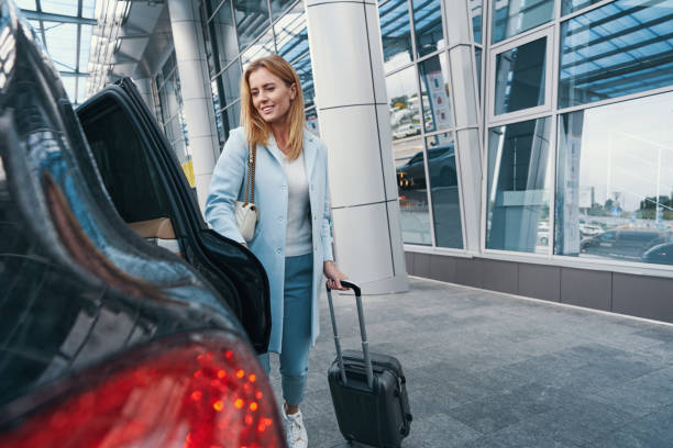 Hereford to Manchester Airport: Taxi Transfers, Minibuses & Executive Cars